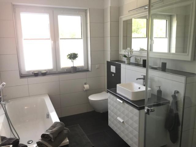 Top-Ferienwohnung Bei Berlin, Bis 3 Gaeste, Terrasse Und Garten Bestensee ภายนอก รูปภาพ
